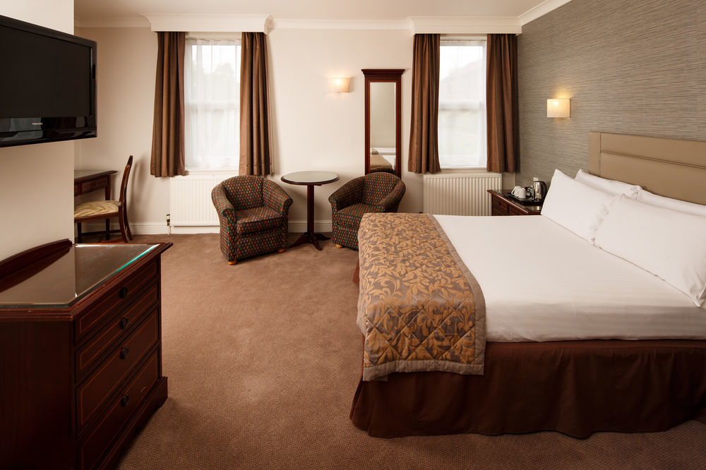 Hotel Cromwell Stevenage Extérieur photo